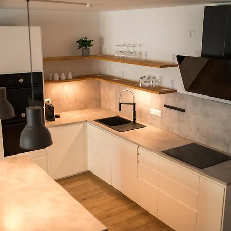 Hugos Design Am Waldrand - Ruhig & Modern アパート *