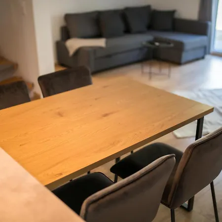 Daire Hugos Design Am Waldrand - Ruhig & Modern *