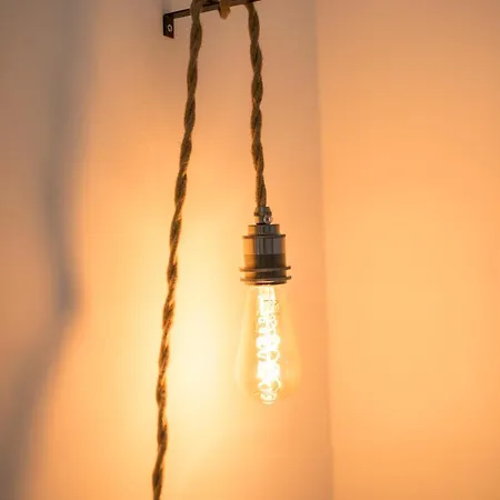 Hugos Design Am Waldrand - Ruhig & Modern