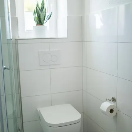 Hugos Design Am Waldrand - Ruhig & Modern