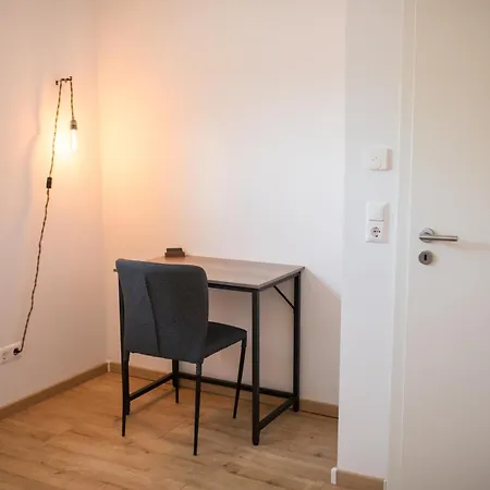 Hugos Design Am Waldrand - Ruhig & Modern *