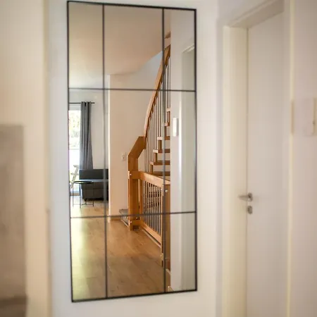 Hugos Design Am Waldrand - Ruhig & Modern *