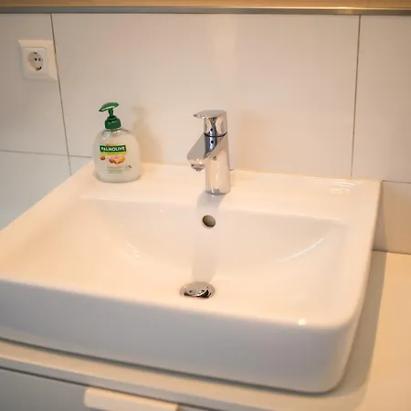 Hugos Design Am Waldrand - Ruhig & Modern ベンスハイム
